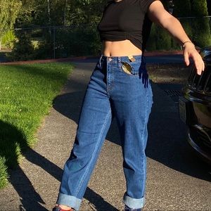 Black cropped top w/ scrunch design